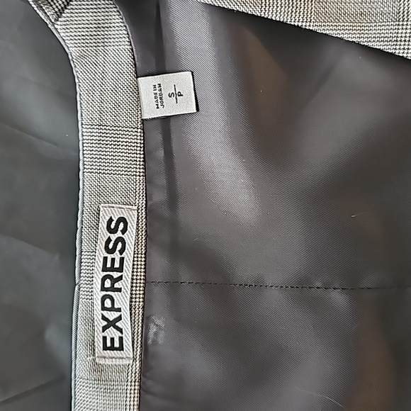 Express Men's Suit - Picture 8 of 16